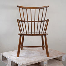 Windsor chair by Ove Boldt Model 1638 made by Fritz Hansen
