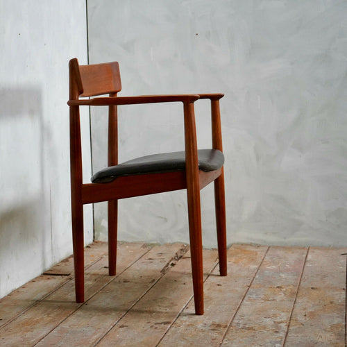 Vintage Danish Henry Rosengren Hansen Chair