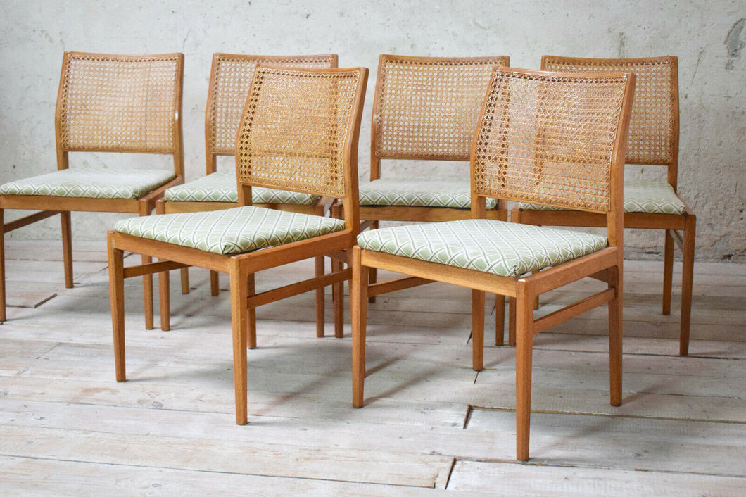 Set of 6 Oak Mid Century Scandinavian Dining Chairs