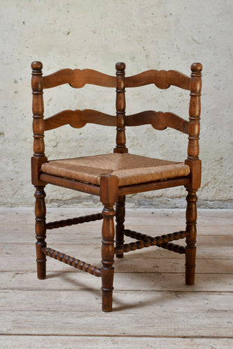 Vintage Bobbin Turned Corner Seat