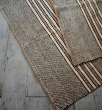 Vintage Portuguese Blanket, Wall Hanging 100% Wool Rug