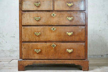 Antique 18th Century Walnut Chest Of Drawers