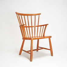 Danish Wooden Windsor chair by Ove Boldt Model 1638 made by Fritz Hansen